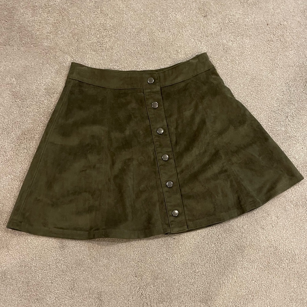 green velvet skirt